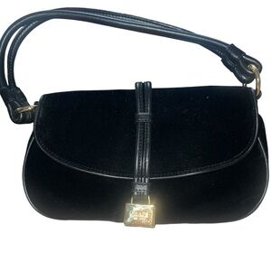 Chaps Elegant Black Shoulder Bag with Gold Detail